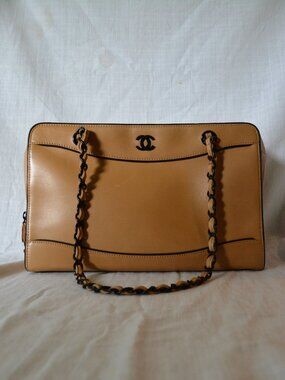 Vintage Chanel Tan Calfskin Leather Shoulder Bag